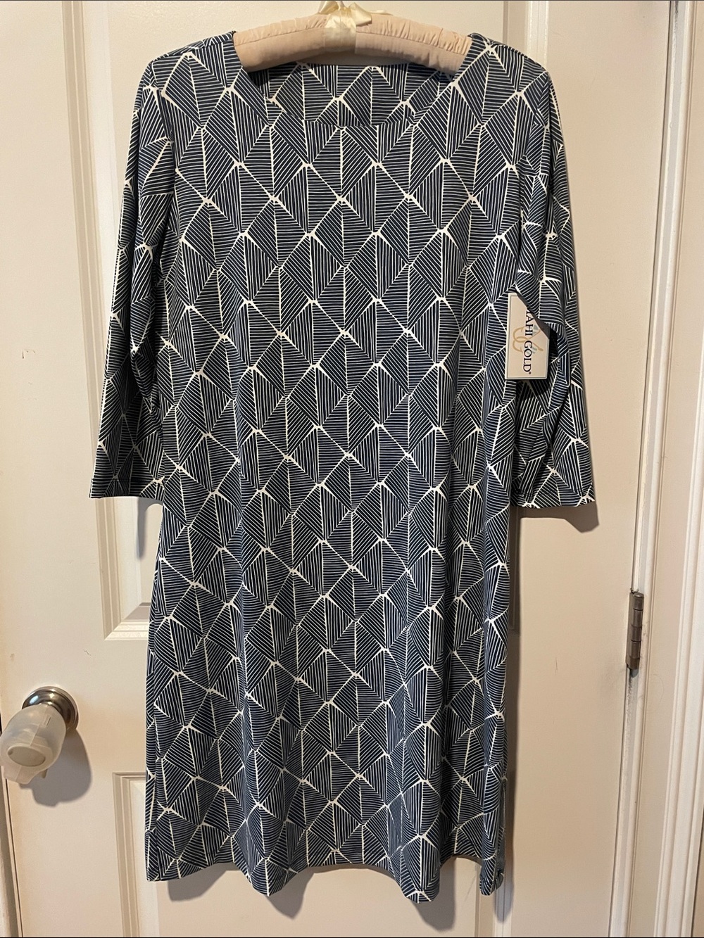 NWT MAHI GOLD Navy and White Geometric Midi Dress, size L